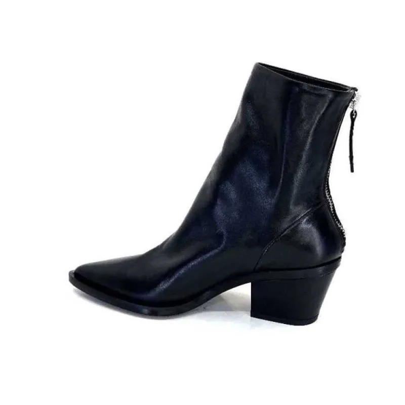 Gema 26 Cuir Noir*Halmanera