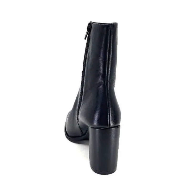 Ivoire 52324 Cuir Noir*Ivoire0104a New