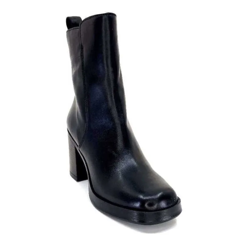 P96212 Cuir Noir*Mjus Clearance