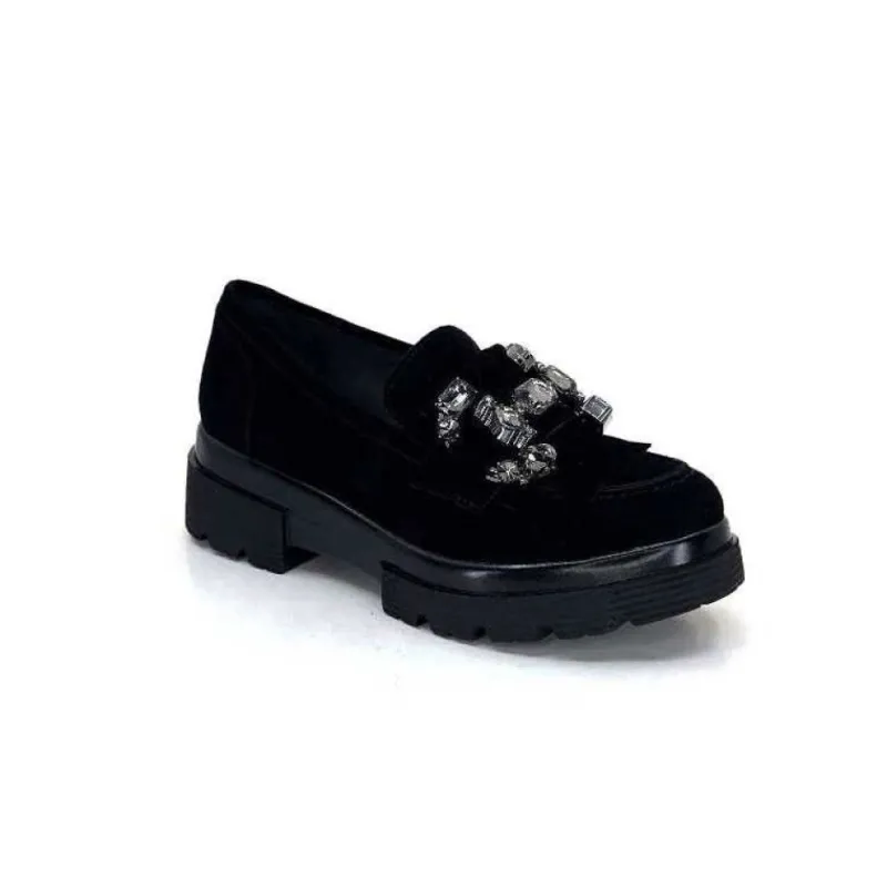 6768 Daim Noir*Myma Best