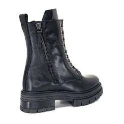 9006 Cuir Noir*The Seller